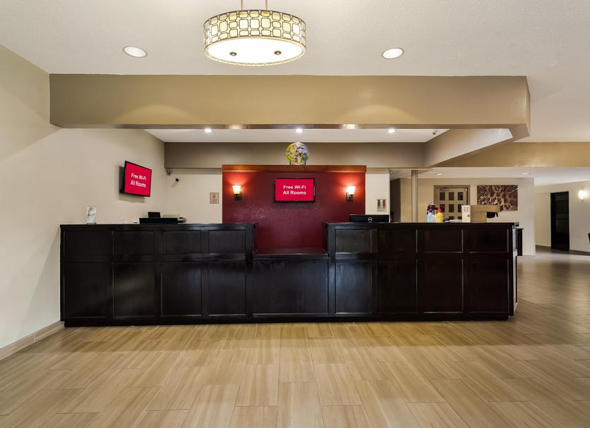 Front desk Photo