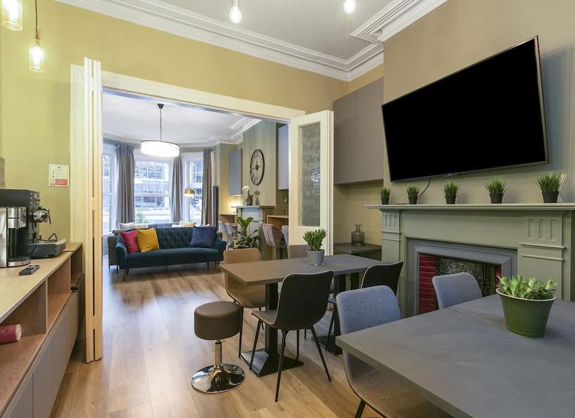Dining room Photo