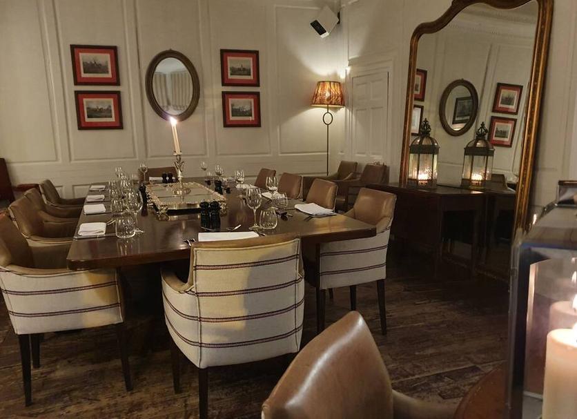 Restaurant Photo