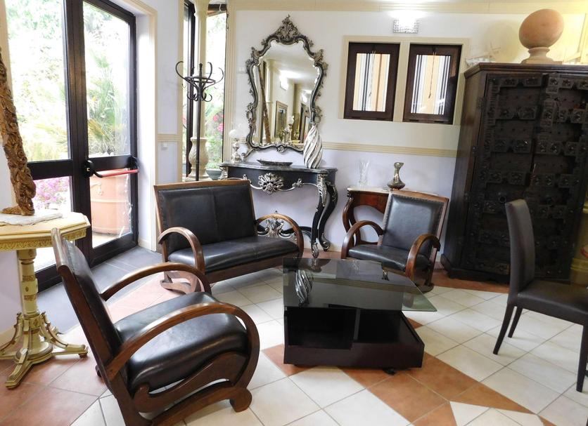 Living room Photo