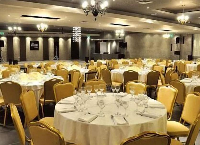 Banquet hall Photo
