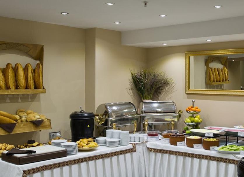 Buffet Photo