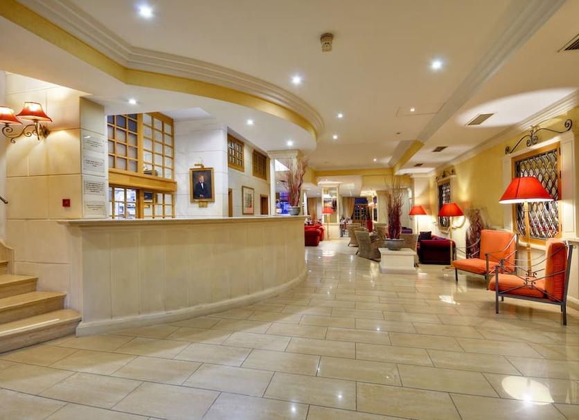 Front desk Photo