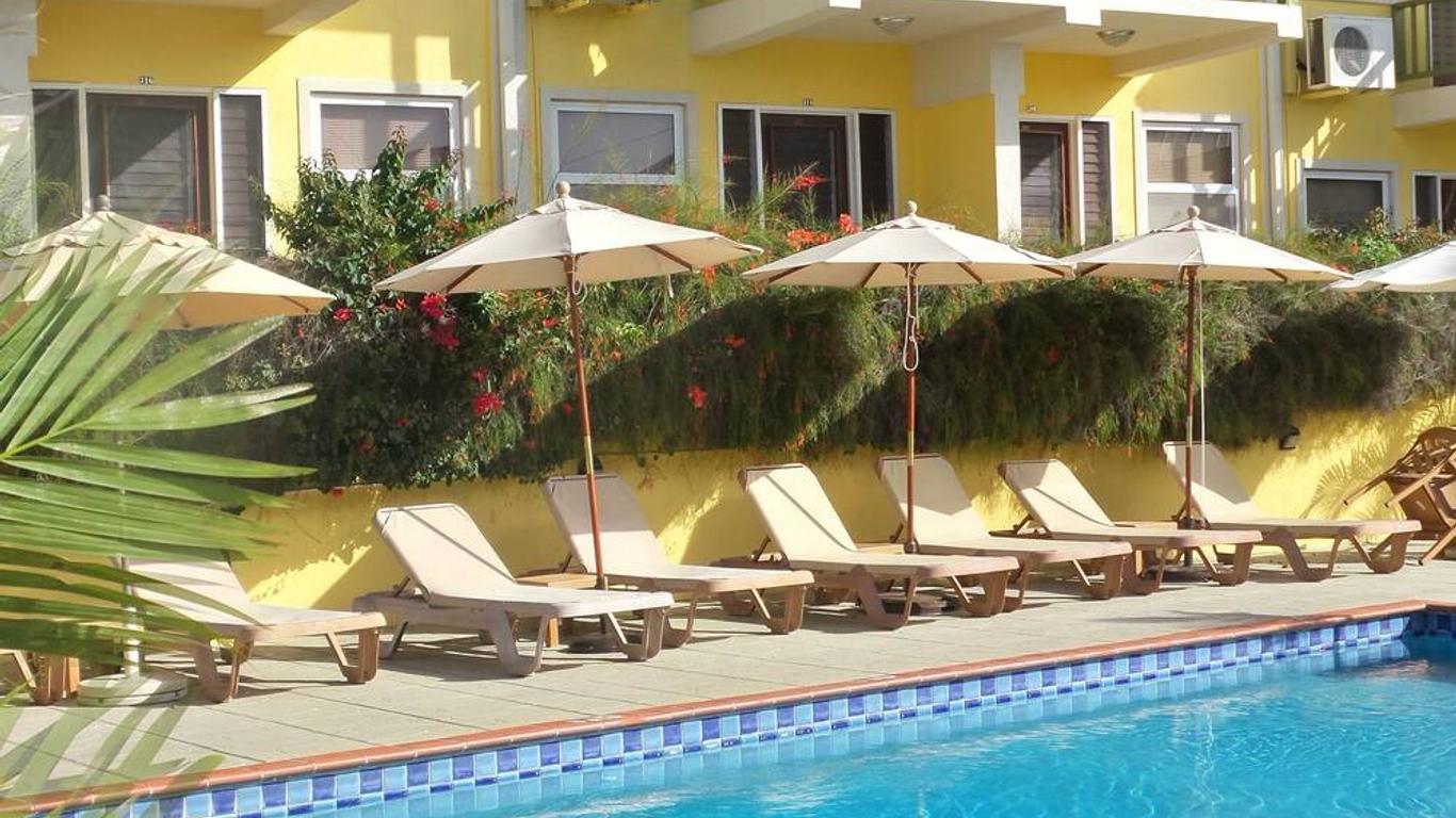 Grooms Beach Villa & Resort