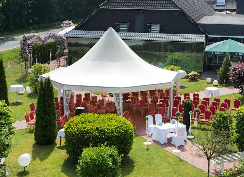 Banquet hall Photo