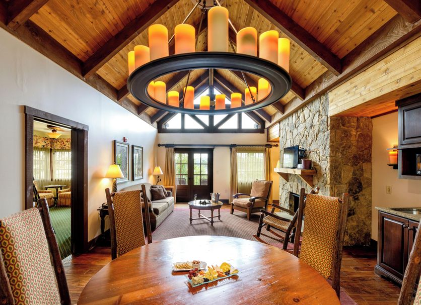 Dining room Photo