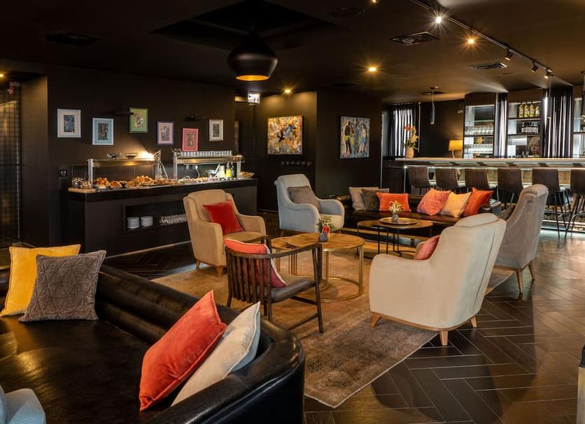 Lounge Photo