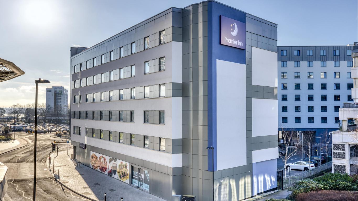 Premier Inn Southampton City Centre (West Quay)