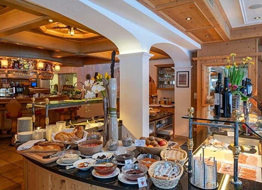 Buffet Photo