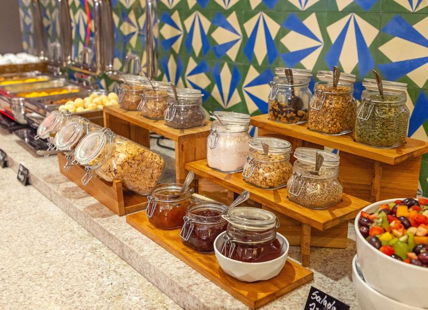 Buffet Photo