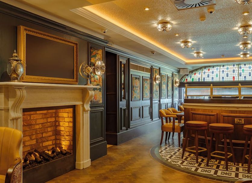 Bar Photo
