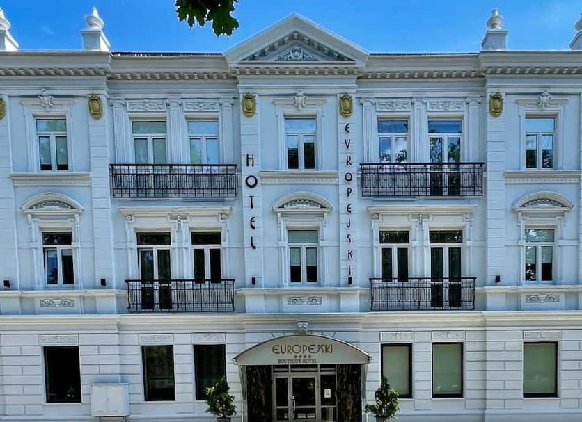 Building Photo
