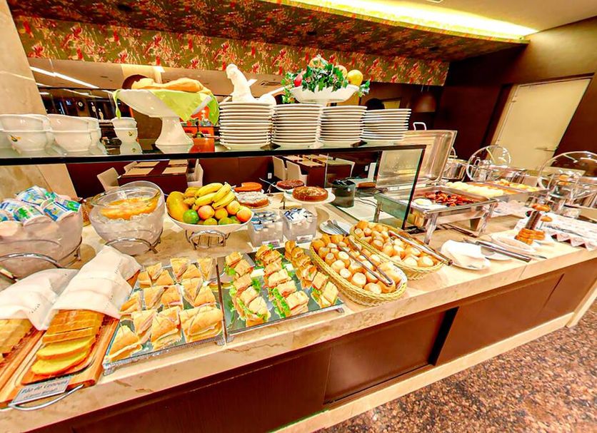 Buffet Photo