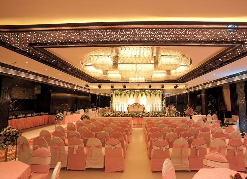 Banquet hall Photo