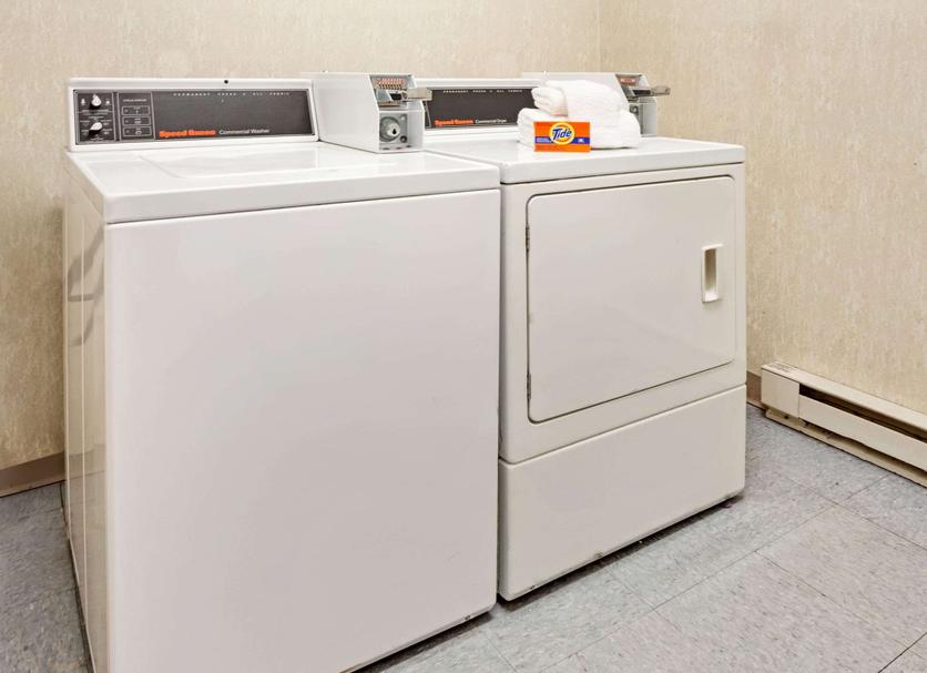 Laundry facility Photo
