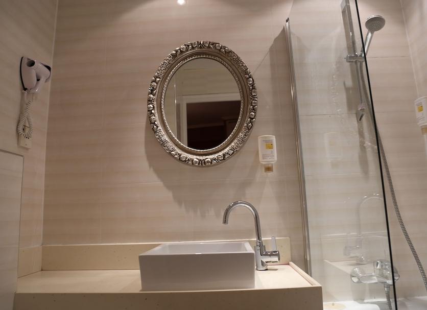 Bathroom Photo