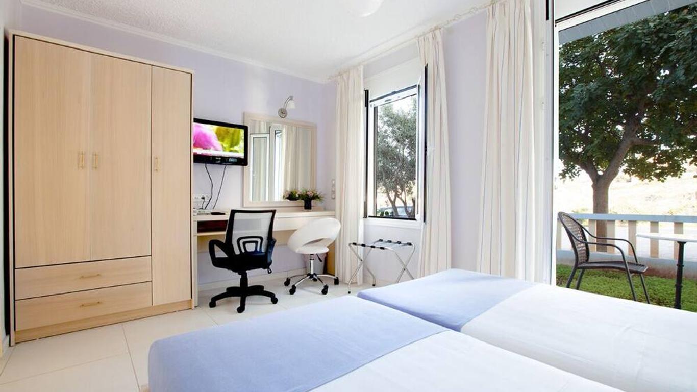 Giorgi's Blue Apartments