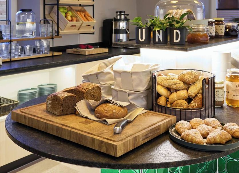 Buffet Photo