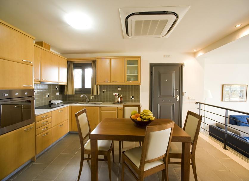 Kitchen Photo