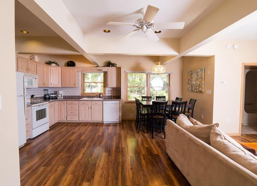 Kitchen Photo