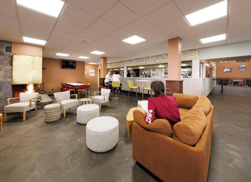 Lounge Photo