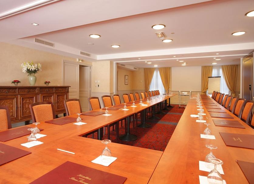 Conference room Photo