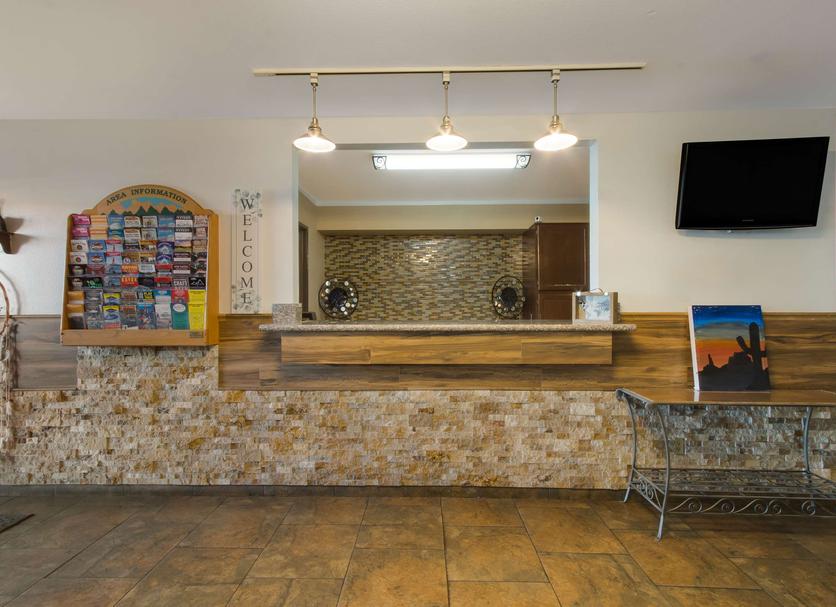 Front desk Photo