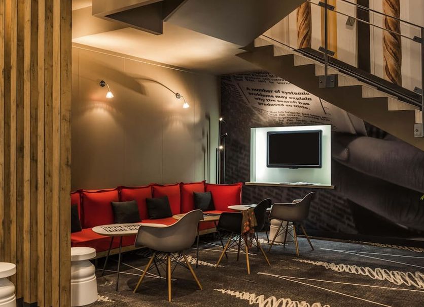 Lounge Photo