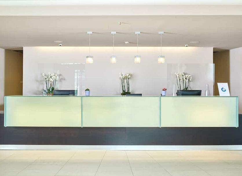 Front desk Photo