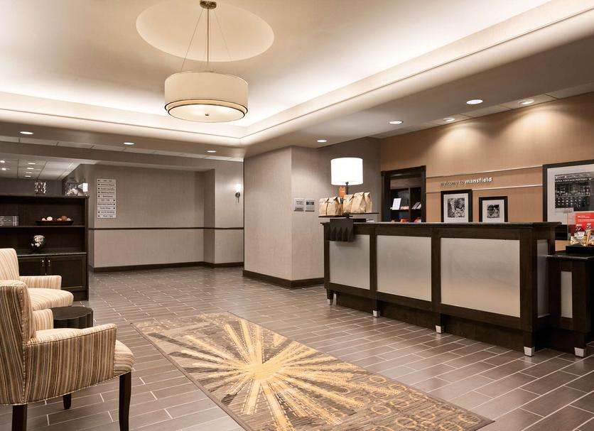 Front desk Photo