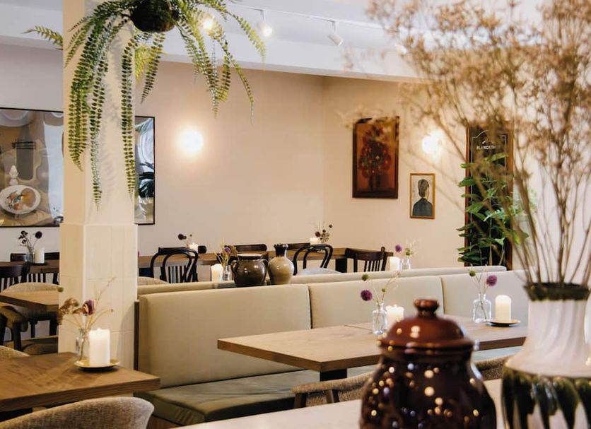 Restaurant Photo