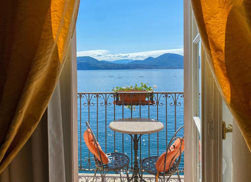 Balcony Photo