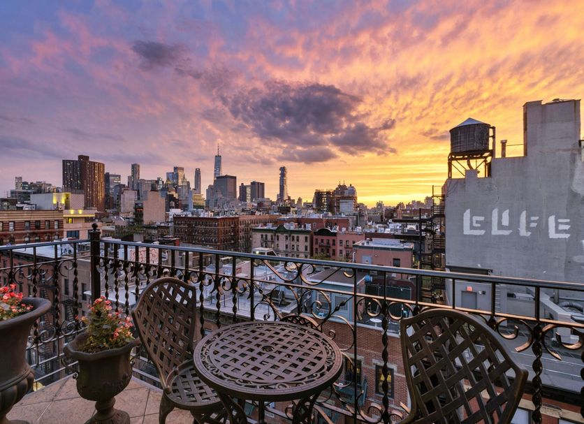 Balcony Photo