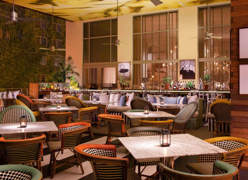 Restaurant Photo