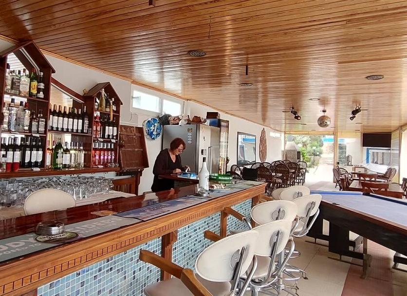 Bar Photo