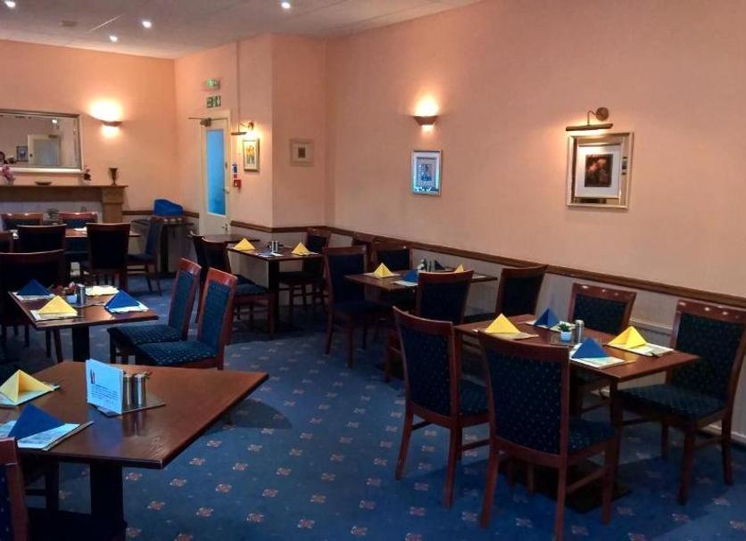 Restaurant Photo