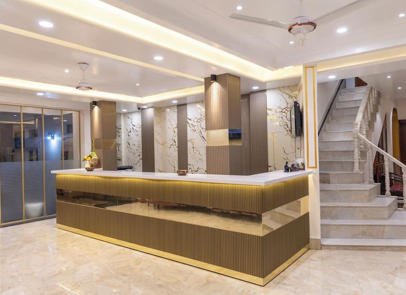Front desk Photo