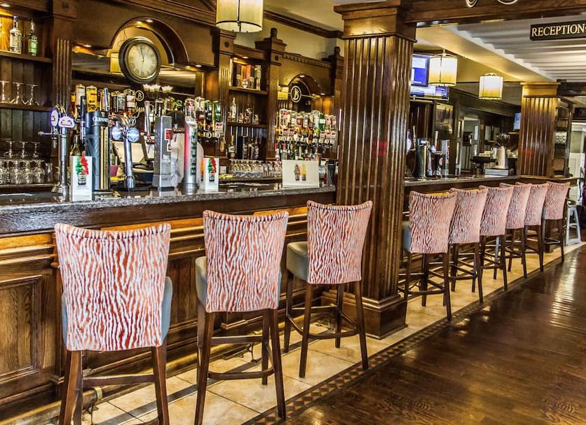 Bar Photo