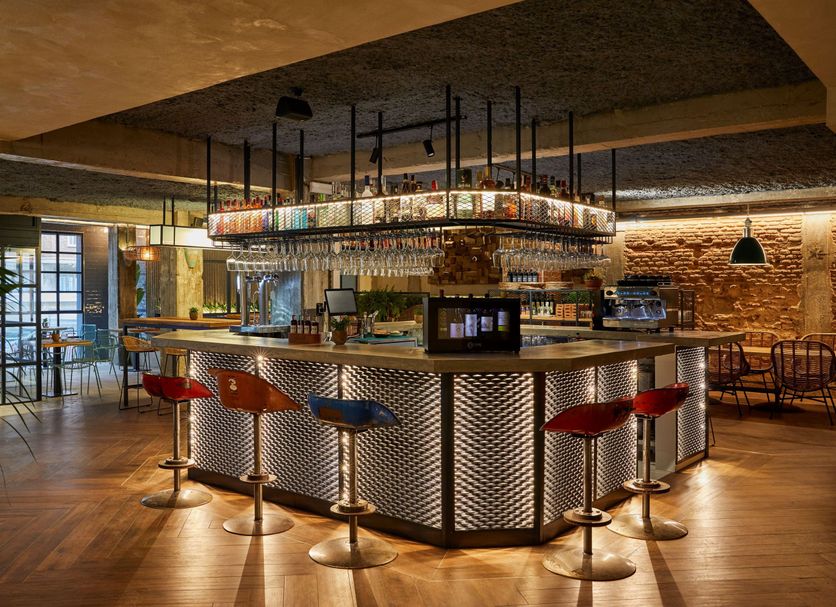 Bar Photo