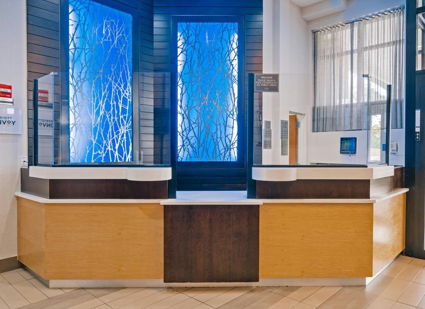 Front desk Photo