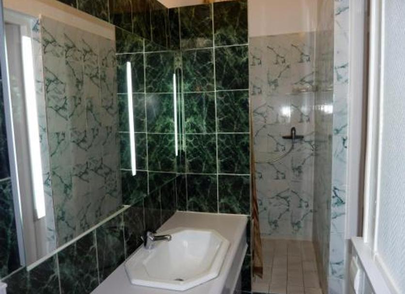 Bathroom Photo