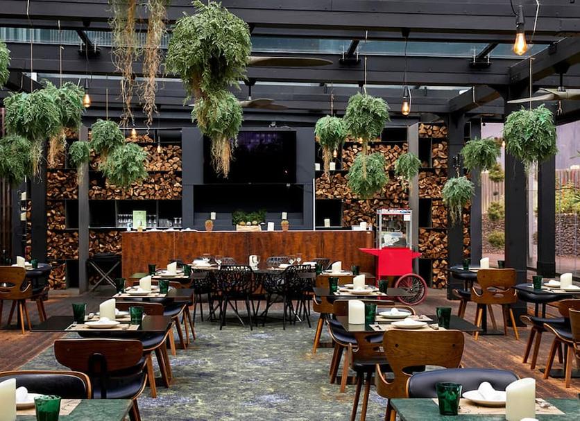 Restaurant Photo