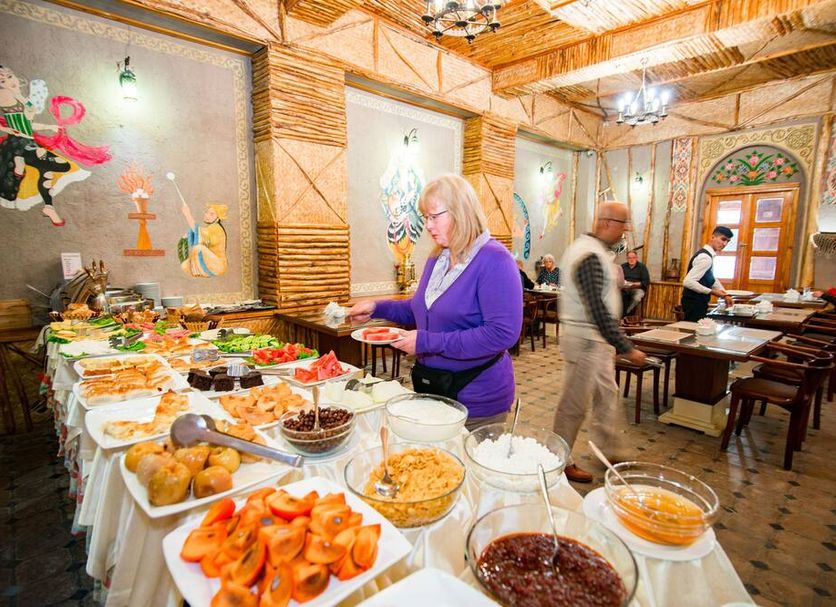 Buffet Photo