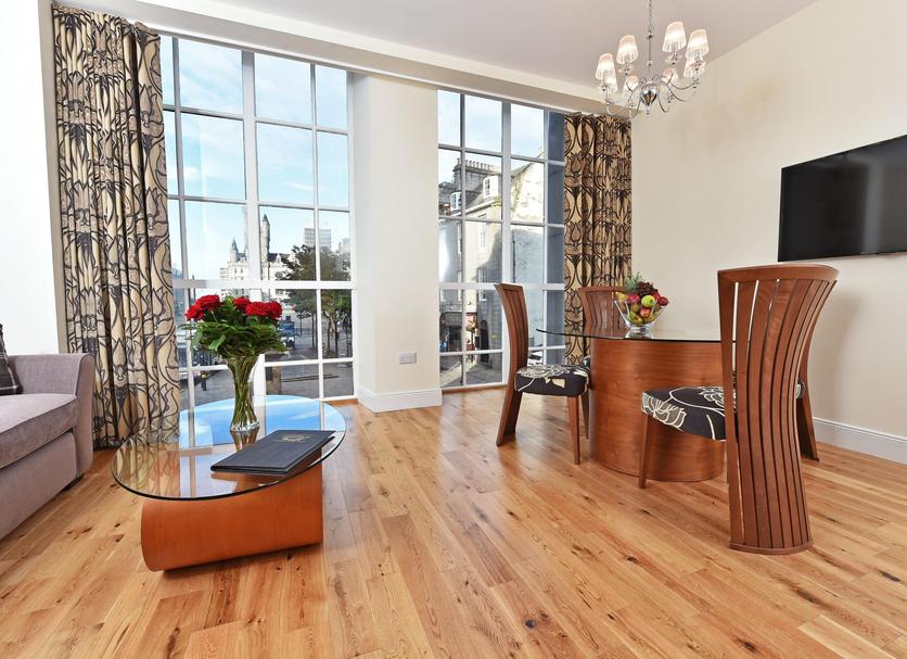 Dining room Photo