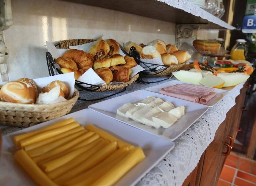 Buffet Photo
