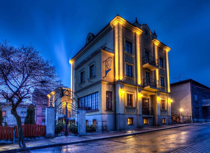 Building Photo