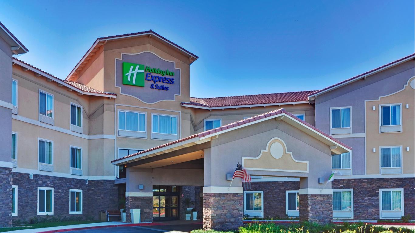 Holiday Inn Express Hotel And Suites Beaumont, An IHG Hotel