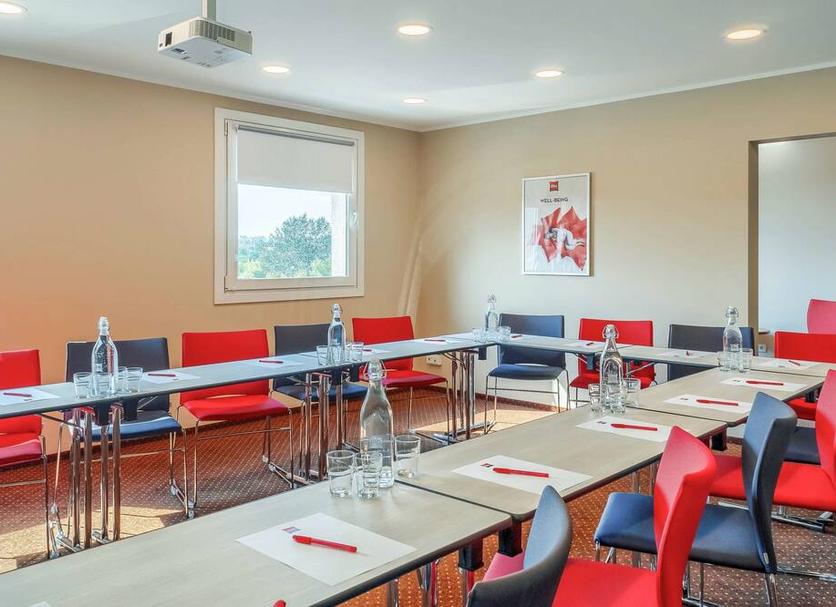 Conference room Photo