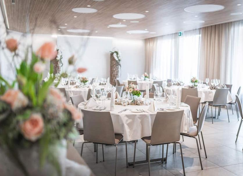Banquet hall Photo