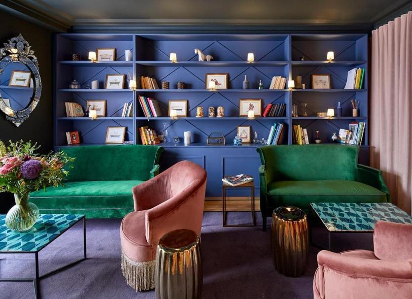 Lounge Photo